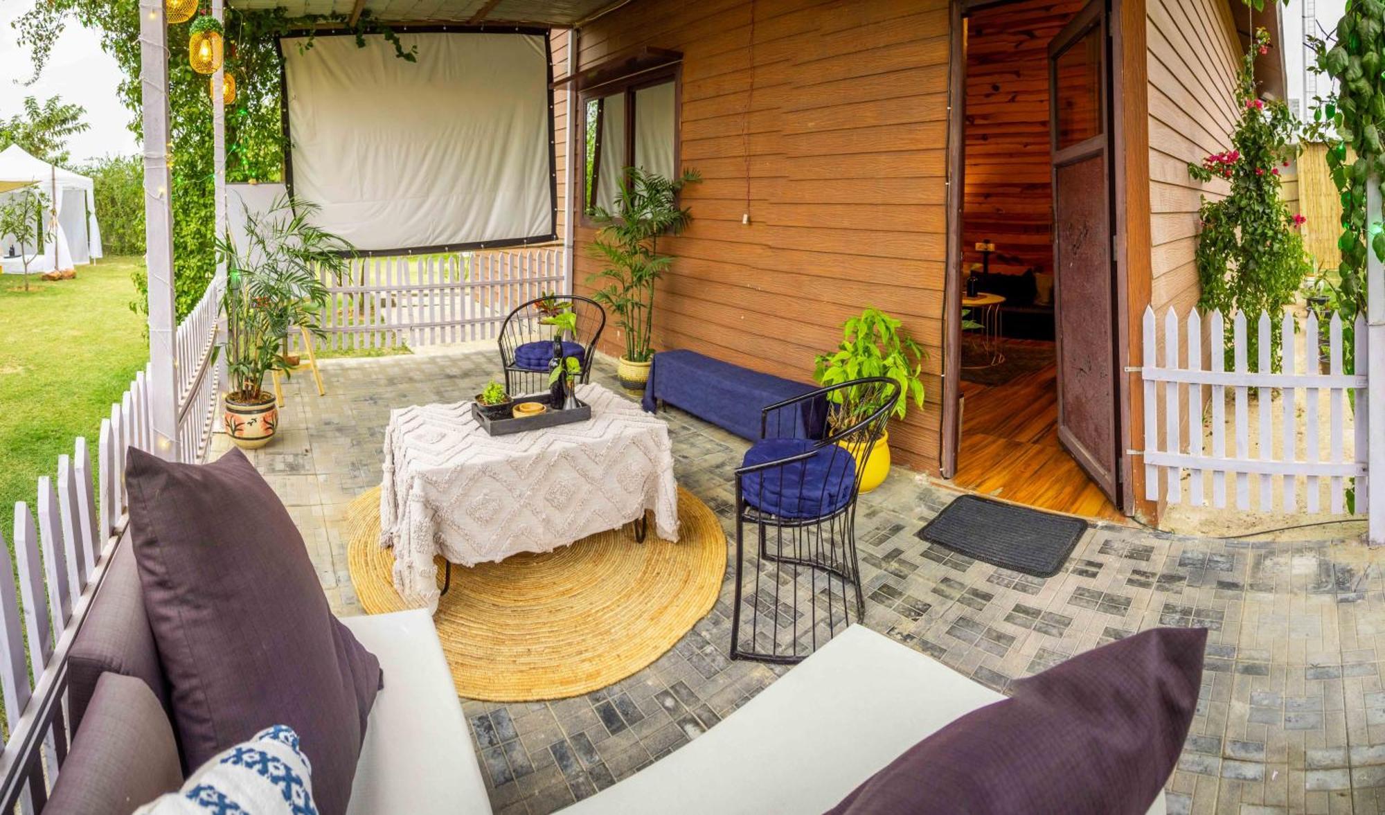 The Nirvana Nest Gurgaon Exterior photo